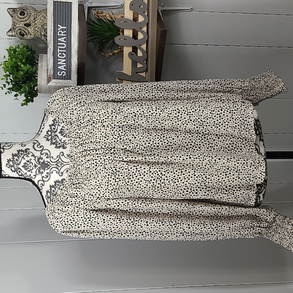 Sanctuary Cream & Black Spotted Off-The-Shoulder Top - Picture 5 of 11